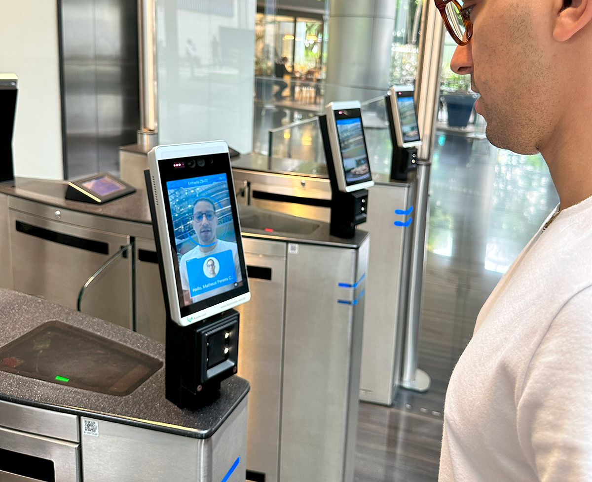 Fechadura eletrônica e biometria de controle de acesso — GSTI Soluções